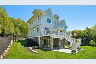 132 Hartshorn Dr, Millburn, NJ 07078 - Photo 10