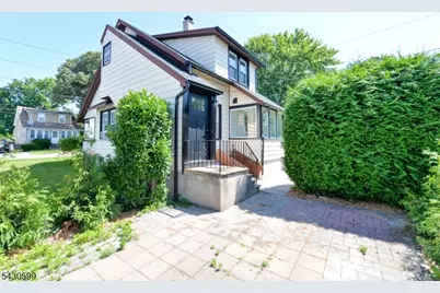 244 Van Winkle Ave, Hawthorne, NJ 07506 - Photo 1