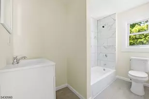 91 Willoughby St, Newark, NJ 07112 - Photo 22