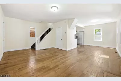 91 Willoughby St, Newark, NJ 07112 - Photo 10