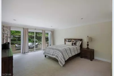 29 Deer Path Cir, Green Brook Township, NJ 08812 - Photo 16