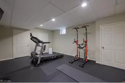29 Deer Path Cir, Green Brook Township, NJ 08812 - Photo 30