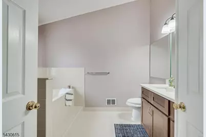 216 Amethyst Way, Franklin Township, NJ 08823 - Photo 28