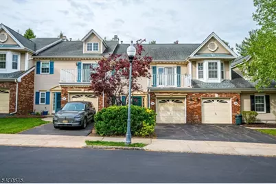 216 Amethyst Way, Franklin Township, NJ 08823 - Photo 2