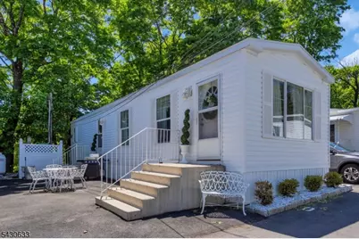 9 White Birch Park, Hampton Boro, NJ 08827 - Photo 1