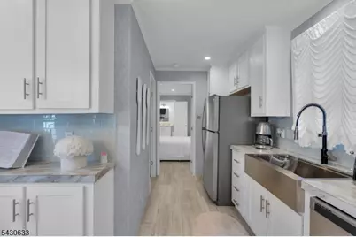 9 White Birch Park, Hampton Boro, NJ 08827 - Photo 16