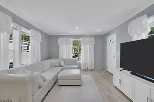 9 White Birch Park, Hampton Boro, NJ 08827 - Photo 6