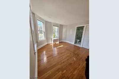 411 Chilton St, Elizabeth, NJ 07208 - Photo 4