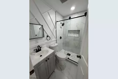 411 Chilton St, Elizabeth, NJ 07208 - Photo 6