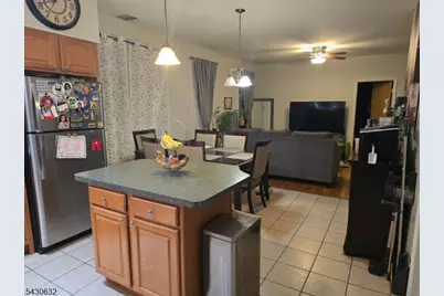 9 Schuyler Ct #2nd, Kearny, NJ 07032 - Photo 6