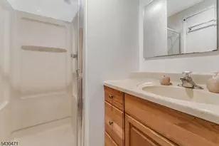 11 Overlook Dr, High Bridge, NJ 08829 - Photo 14