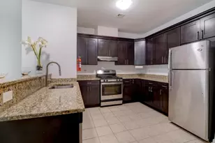 92 Willow St, Bloomfield, NJ 07003 - Photo 2