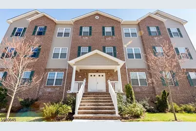 92 Willow St, Bloomfield, NJ 07003 - Photo 1