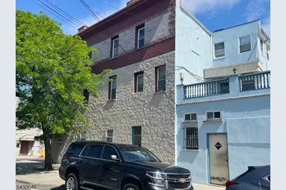 92 94 Pacific St, Newark, NJ 07105 - Photo 2