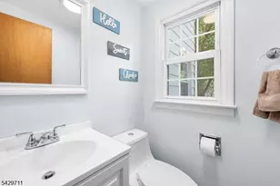 938 Liberty Ave, Union Township, NJ 07083 - Photo 12