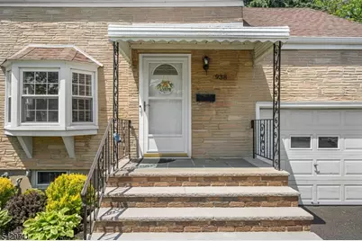 938 Liberty Ave, Union Township, NJ 07083 - Photo 4