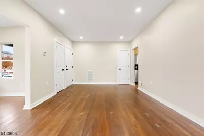 218 Ampere Pkwy #1, Bloomfield, NJ 07003 - Photo 6