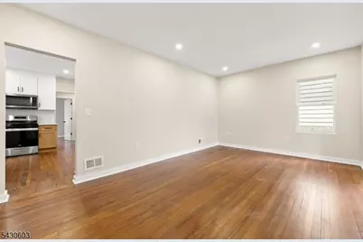 218 Ampere Pkwy #1, Bloomfield, NJ 07003 - Photo 8