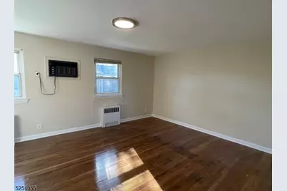 500 S Center St #A-14, Orange, NJ 07050 - Photo 6