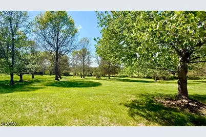 26 Poling Farm Ct, Montgomery Township, NJ 08502 - Photo 32