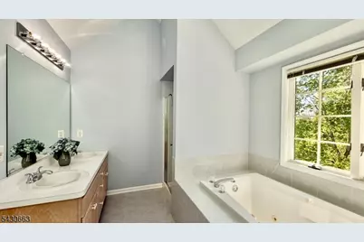 26 Poling Farm Ct, Montgomery Township, NJ 08502 - Photo 20