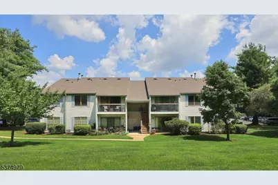 44 Crabapple Ln, Franklin Township, NJ 08823 - Photo 1