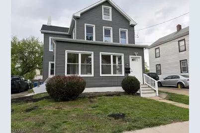 67 Manning Ave, North Plainfield, NJ 07060 - Photo 2