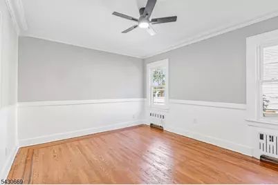 423 E Lincoln Ave, Roselle Park, NJ 07204 - Photo 6