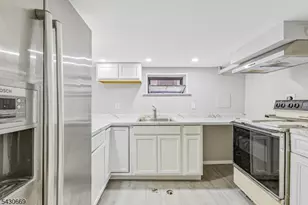 423 E Lincoln Ave, Roselle Park, NJ 07204 - Photo 24