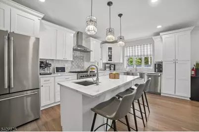152 Murray Hill Blvd, Berkeley Heights Township, NJ 07974 - Photo 12