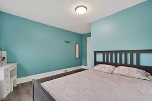 215 Grove St, Somerville, NJ 08876 - Photo 18