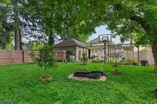 215 Grove St, Somerville, NJ 08876 - Photo 30