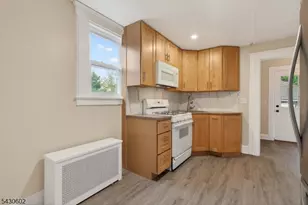 215 Grove St, Somerville, NJ 08876 - Photo 14