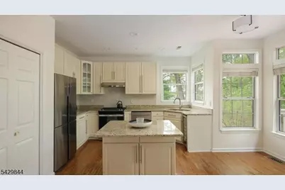 171 Smoke Rise Rd, Bernards Township, NJ 07920 - Photo 16
