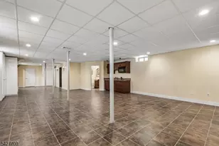 567 Mountain Ave, Springfield, NJ 07081 - Photo 26