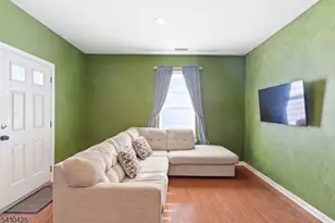 2 Bland Ct, Bloomfield, NJ 07003 - Photo 8