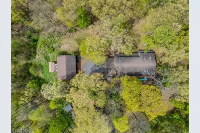 14 Beaver Brook Dr, Washington Township, NJ 07853 - Photo 16