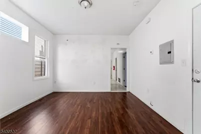 256 21st St, Irvington, NJ 07111 - Photo 4