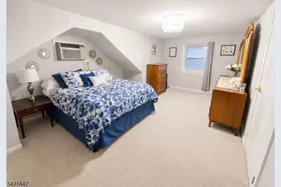 74 8th Ave, Hawthorne, NJ 07506 - Photo 8
