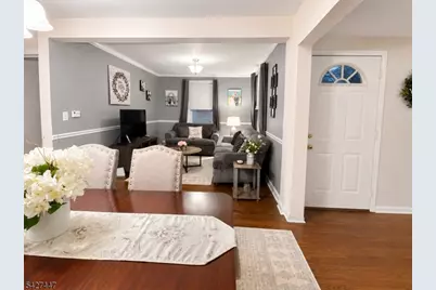 74 8th Ave, Hawthorne, NJ 07506 - Photo 2