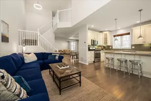 13 Julia Pl, Mount Olive, NJ 07828 - Photo 10