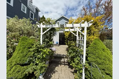 118 Miller St, Atlantic Highlands, NJ 07732 - Photo 2