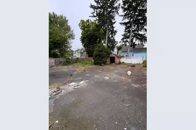 17 Westcott St, East Orange, NJ 07017 - Photo 4