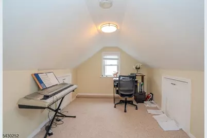 2 Danberry Ln, Bridgewater Twp., NJ 08807 - Photo 36