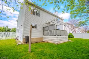 2 Danberry Ln, Bridgewater Twp., NJ 08807 - Photo 8