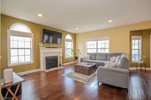 2 Danberry Ln, Bridgewater Twp., NJ 08807 - Photo 18