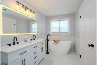2 Danberry Ln, Bridgewater Twp., NJ 08807 - Photo 44