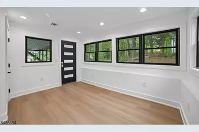 148 Great Hills Rd, Millburn, NJ 07078 - Photo 32
