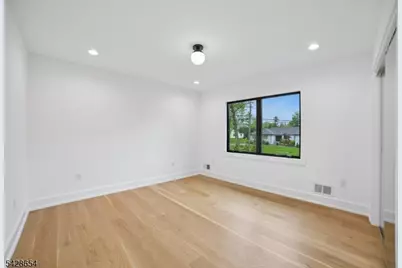 148 Great Hills Rd, Millburn, NJ 07078 - Photo 16