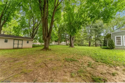 19 Hillside Dr, Clinton, NJ 08809 - Photo 28